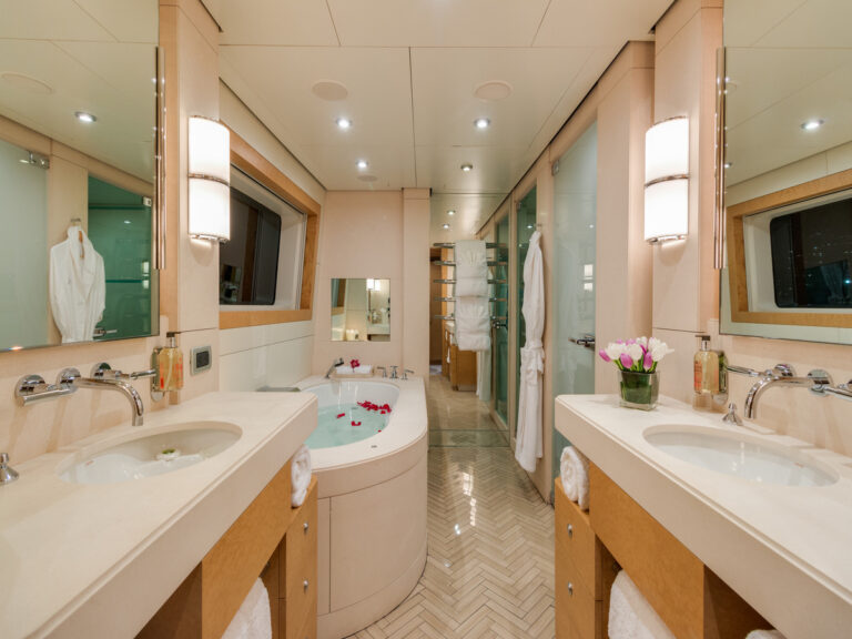 Master Ensuite