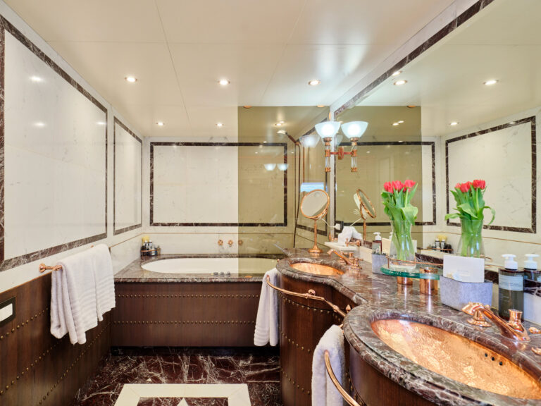 Master Ensuite
