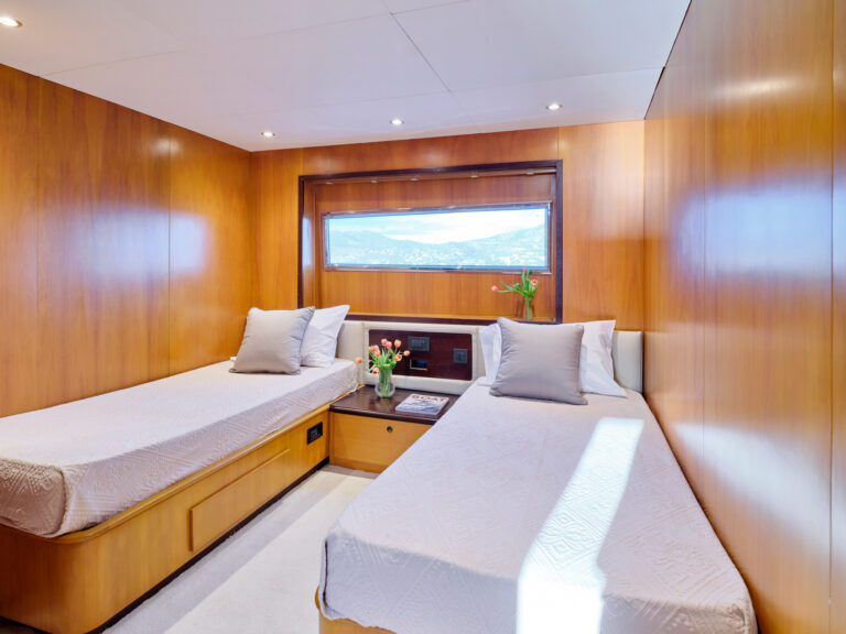 Twin Cabin