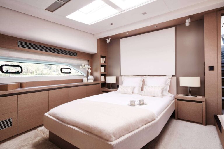 Double Cabin