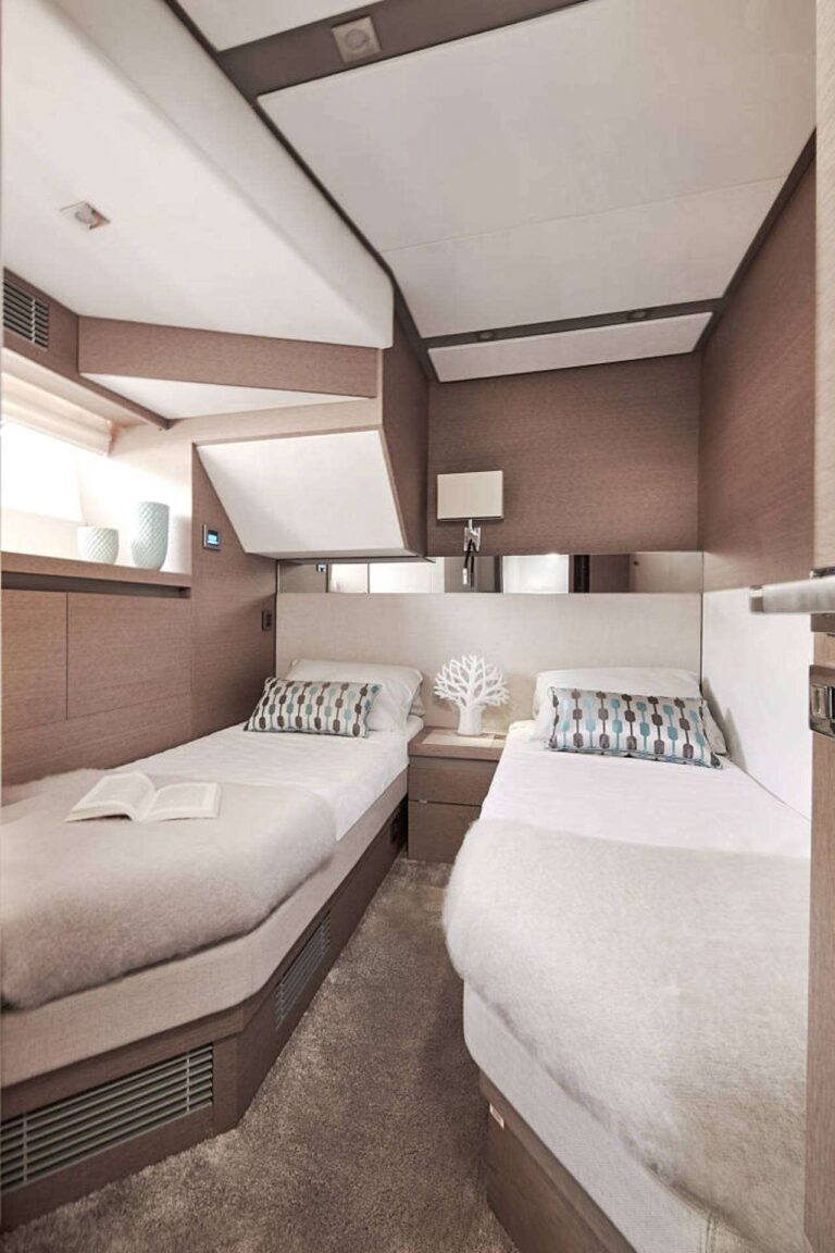 Twin Cabin