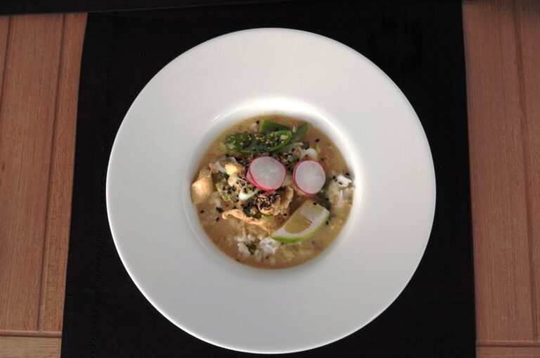 MY MOONRAKER - Cuisine 2