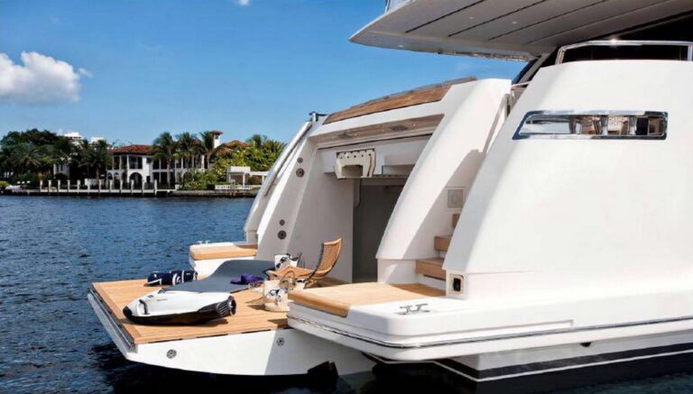 Beach Club