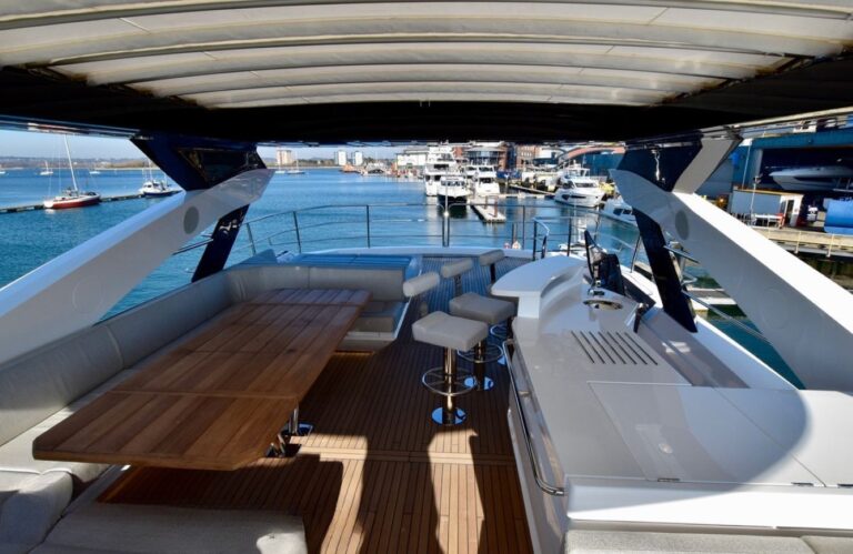 Exterior Relaxation Area With Dining