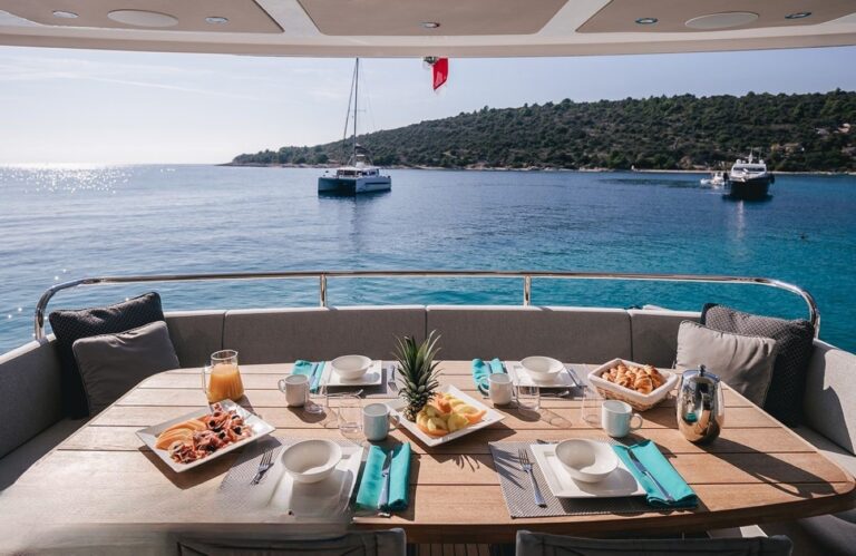 Exterior Dining Area