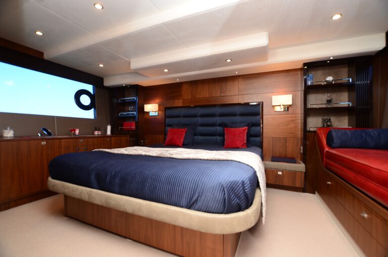 Double Cabin