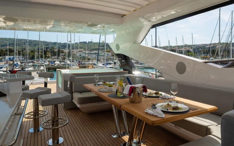 Sundeck