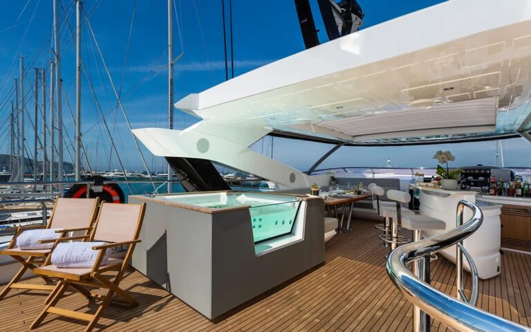 Sun Deck Jacuzzi