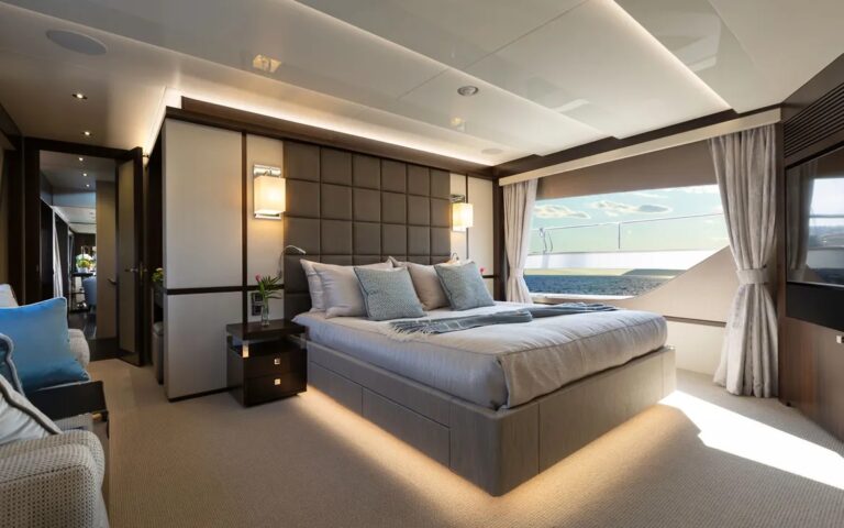 Main Deck Master Suite