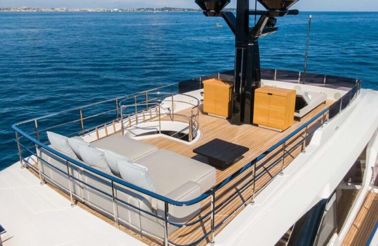 Exterior Relaxation Area