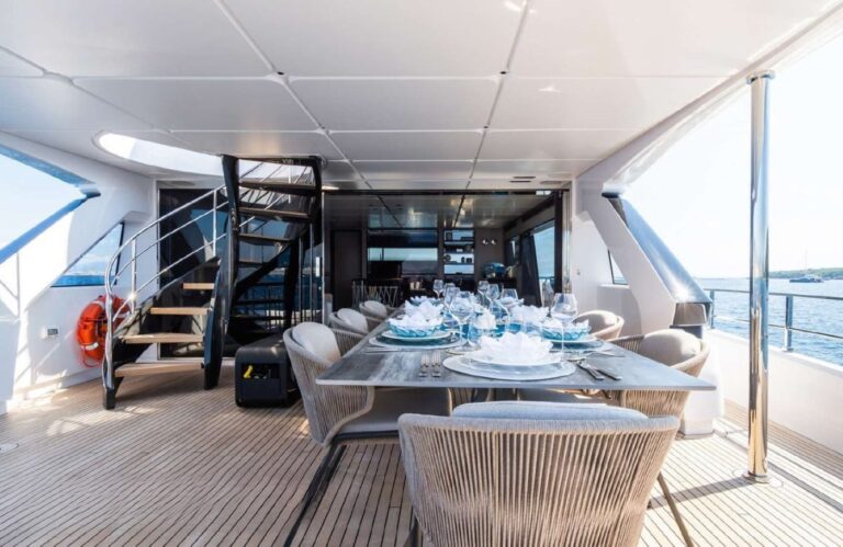 Exterior Dining Area