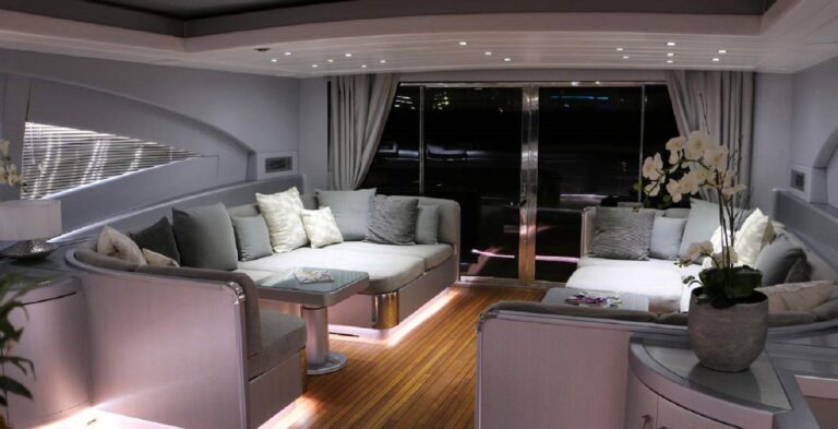 Main Salon View Aft