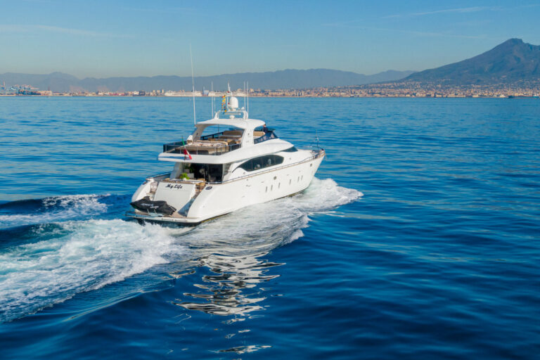 Aft View Running