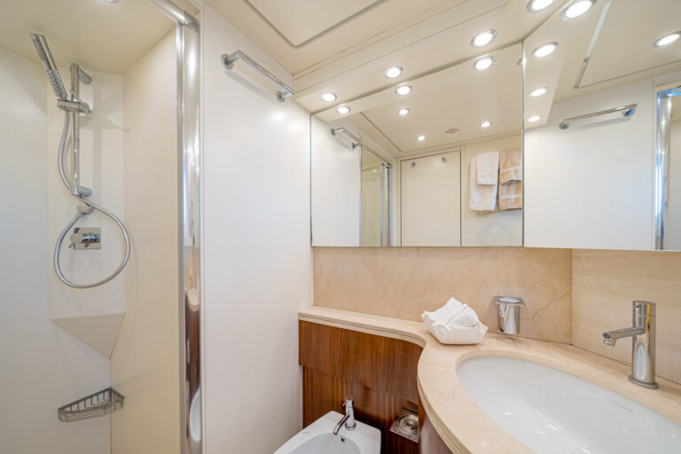 Twin Ensuite