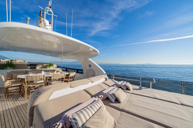 Flybridge