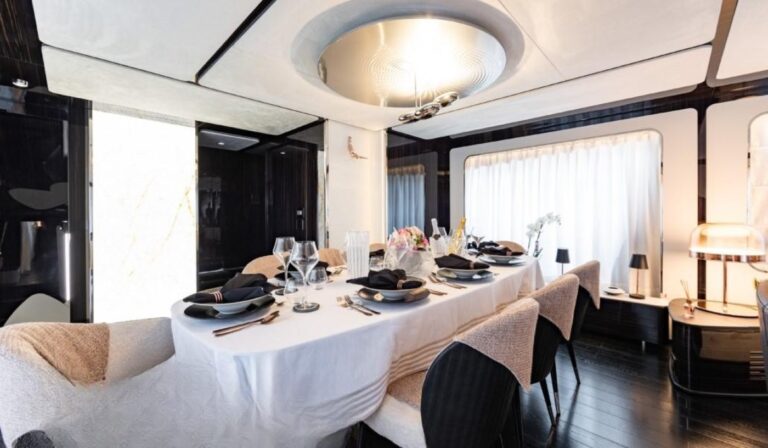 Main Dining