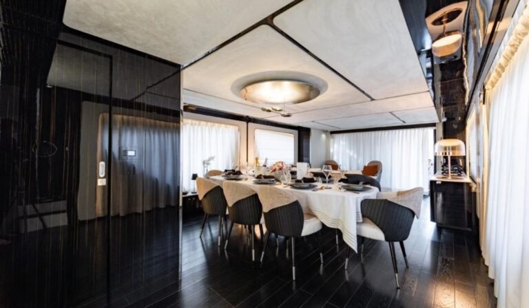 Main Dining