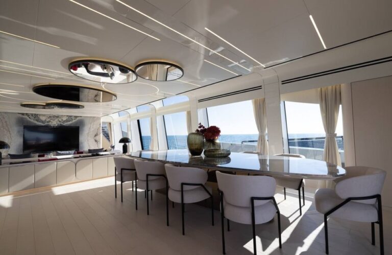 Main Dining