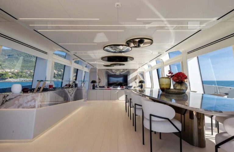 Main Dining