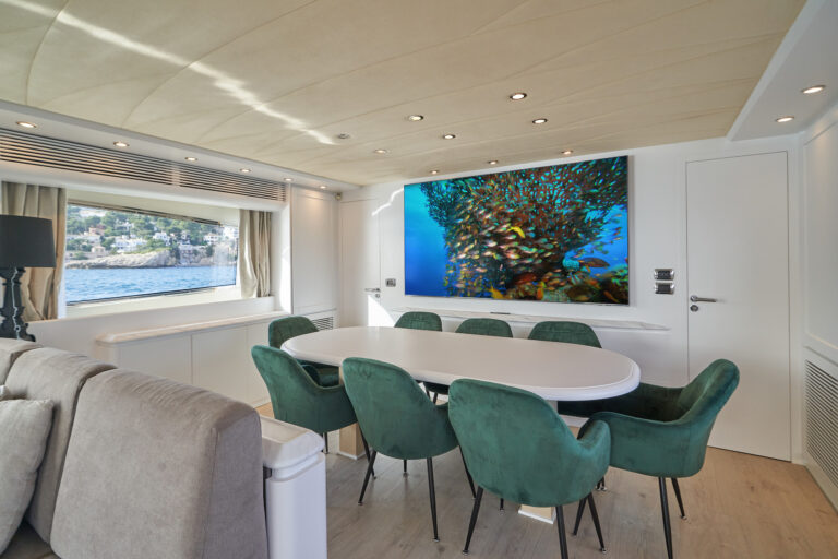 Main Salon Dining
