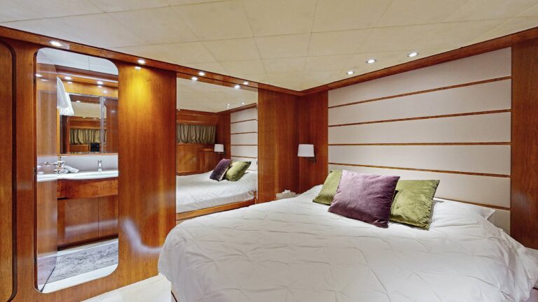 Master suite
