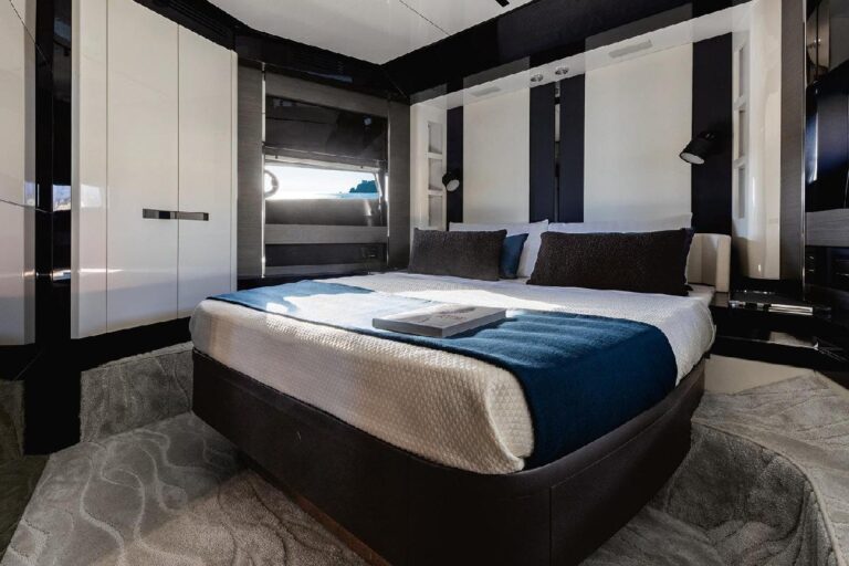 Double Cabin