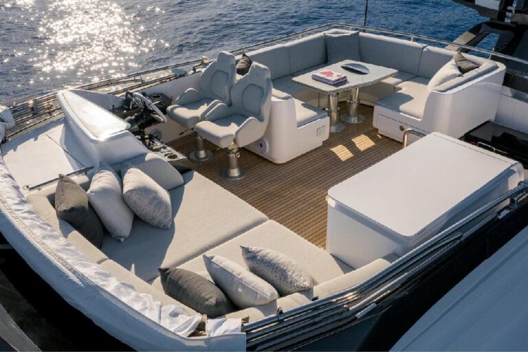 Flybridge