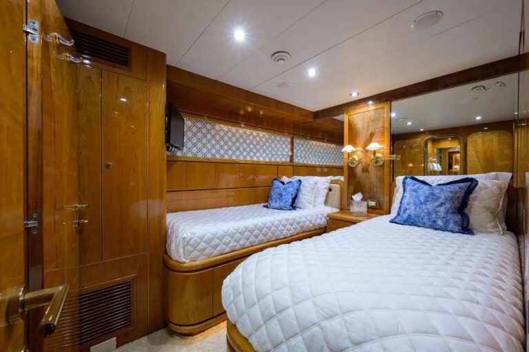 Twin Suite