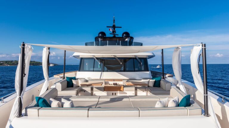 Sun Deck (sistership)