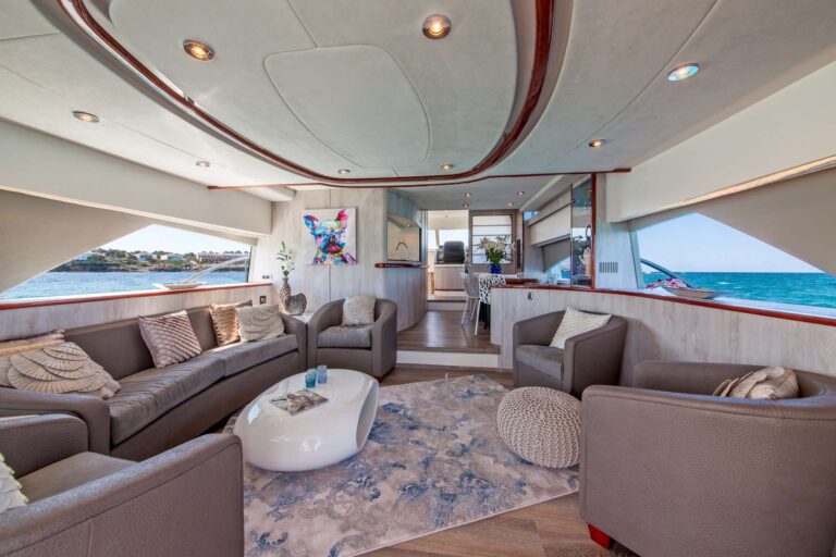 Main Salon View Forward