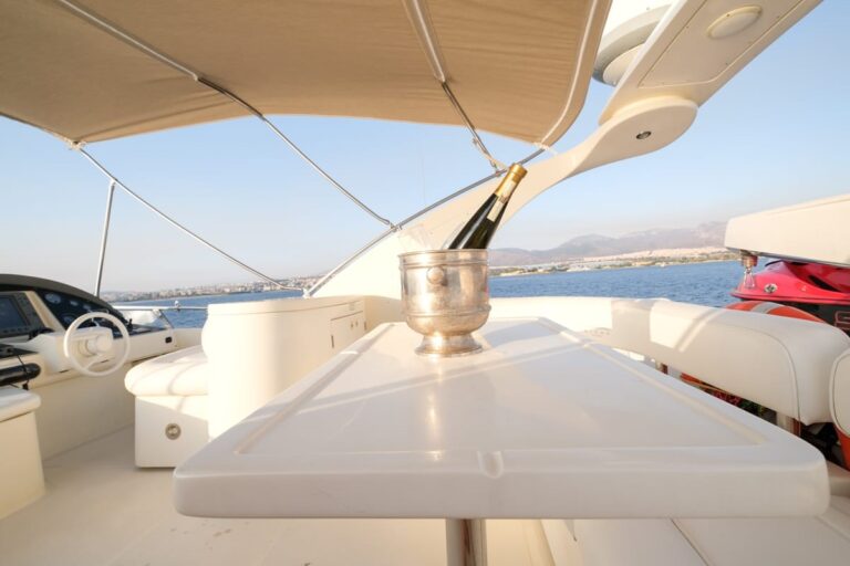 Flybridge