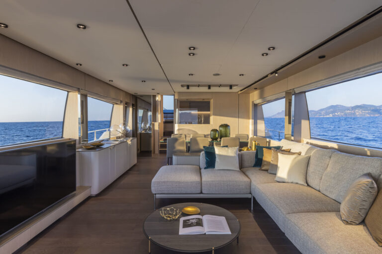 Main Salon View Forward