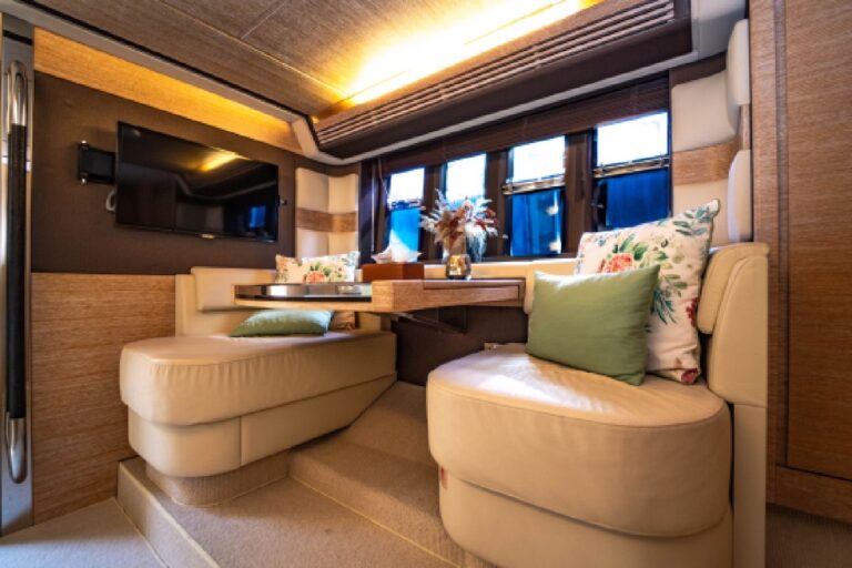 Master Suite Seating Area