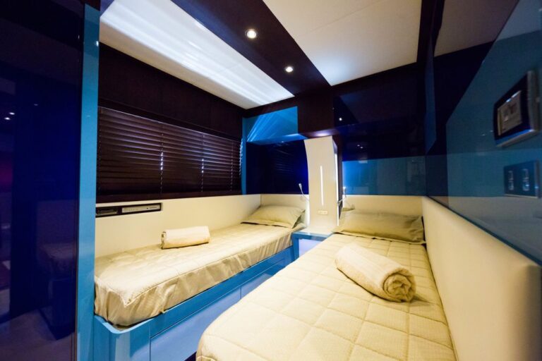 Twin Suite
