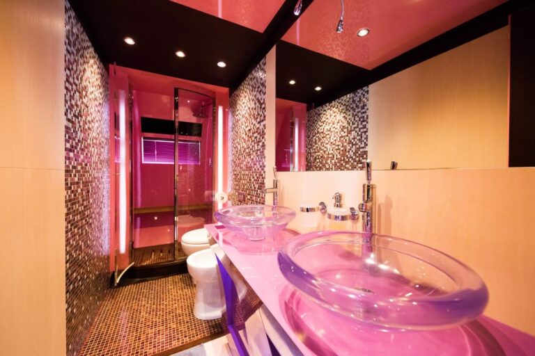Guest Ensuite