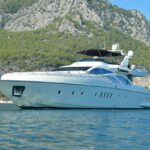 M/Y OBSIDIAN