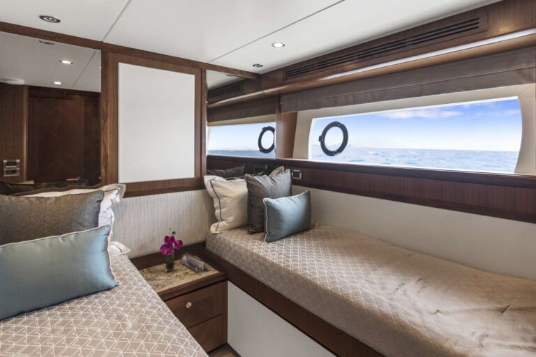 Twin Cabin