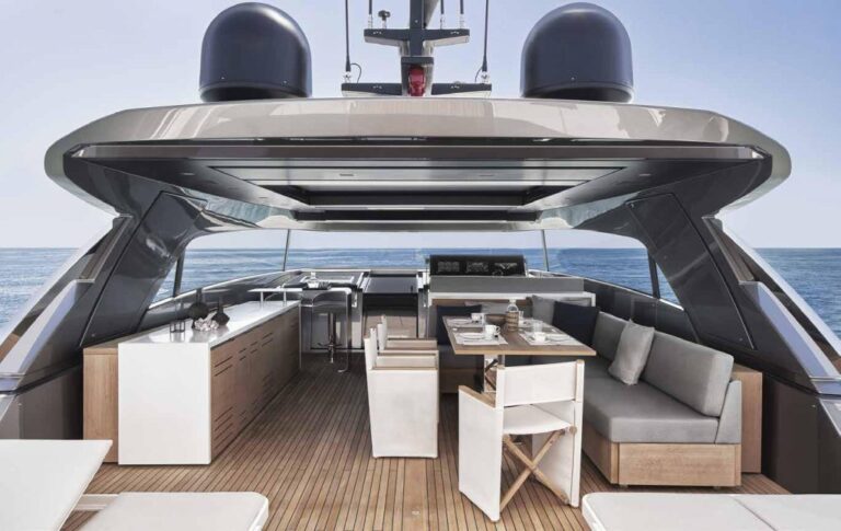 Flybridge