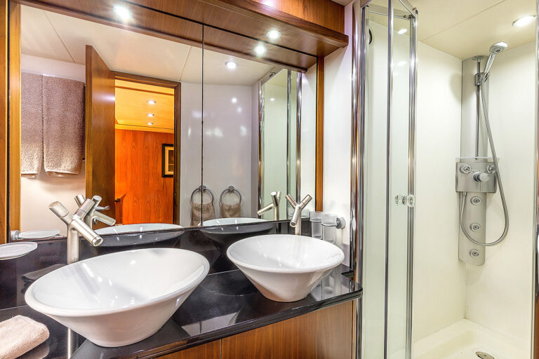 MY OCTAVIA - Master ensuite