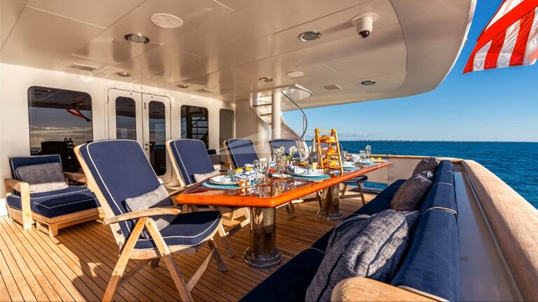 Open Dining With Sea Views