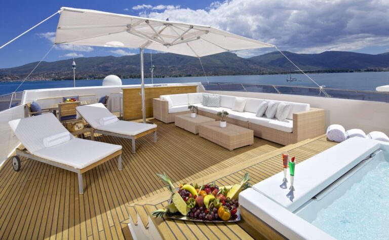 Upper Deck