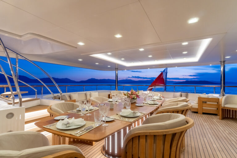 Upper Deck Dining Set Up