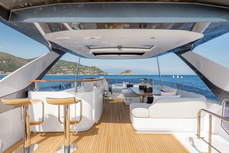 Flybridge