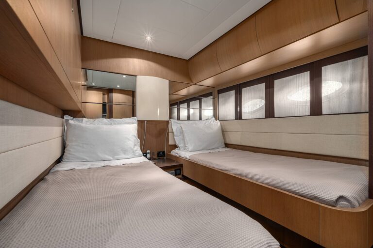 Twin Suite