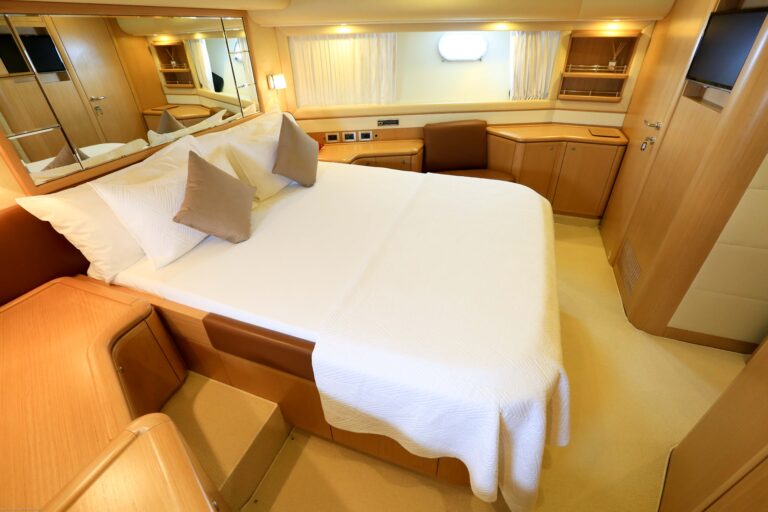VIP Cabin