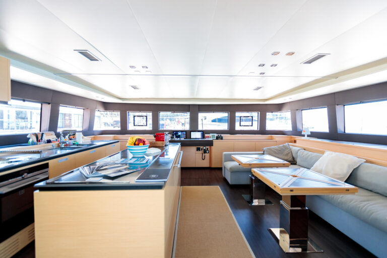 Saloon With Galley