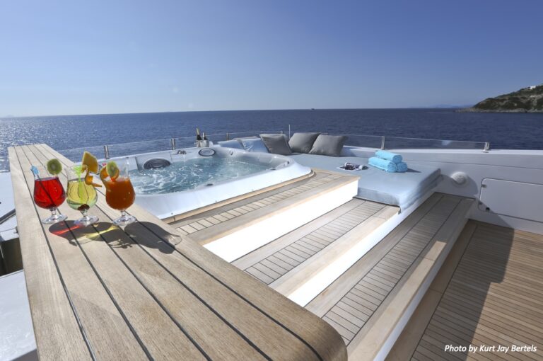MY OURANOS - Sundeck bar