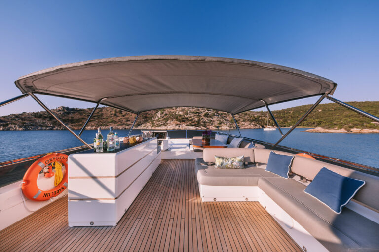 Flybridge Seating