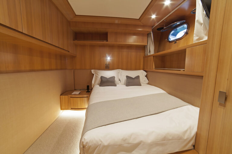 Double Cabin