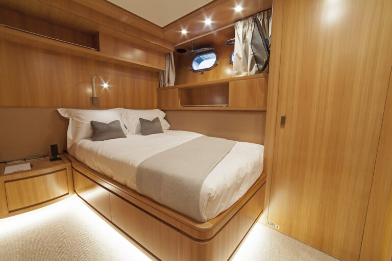 Double Cabin